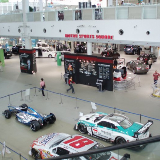 Выставочный комплекс Toyota